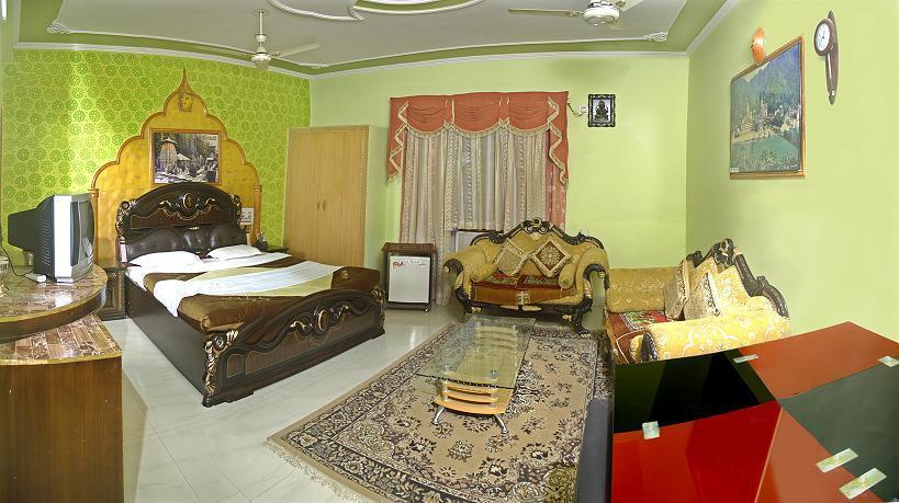 Rishabh Grand Castle Resort Rishīkesh Zimmer foto